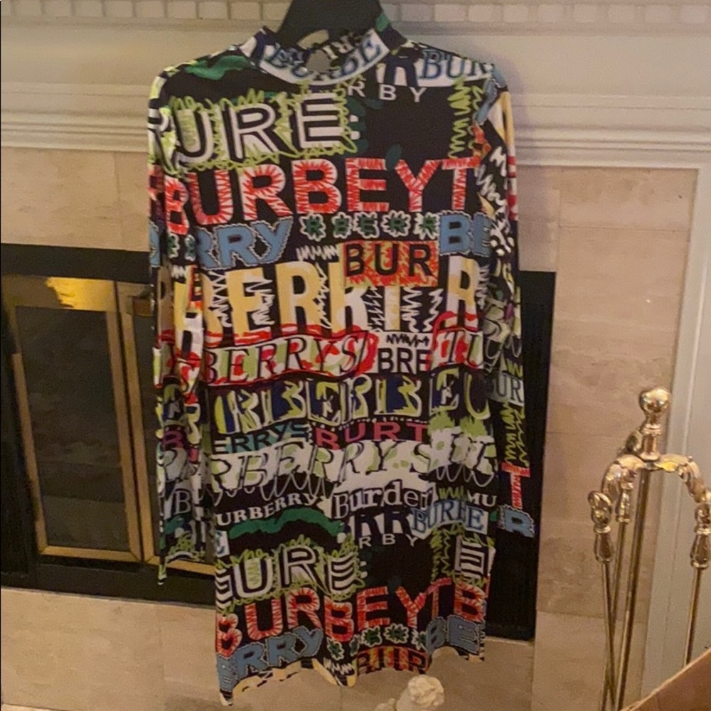 Newspaper like design long sleeves